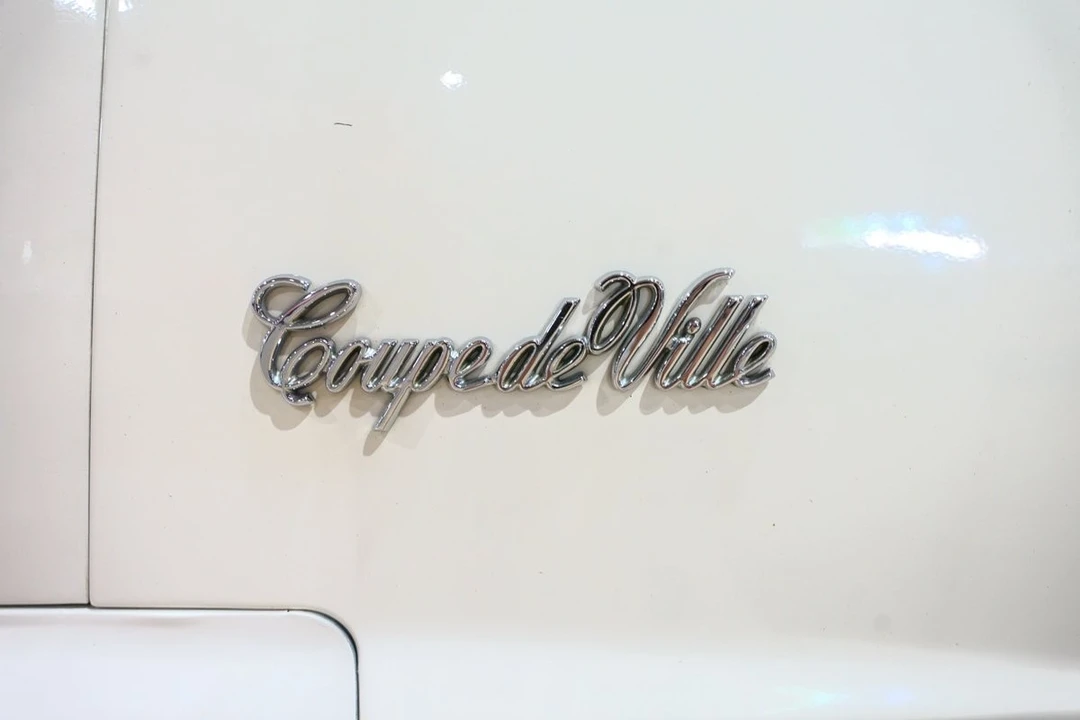 1986 Cadillac DeVille 6th Gen - Image 19 of 31