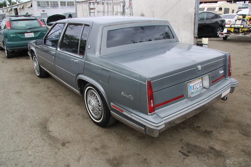 1986 Cadillac DeVille 6th Gen - Image 5 of 24