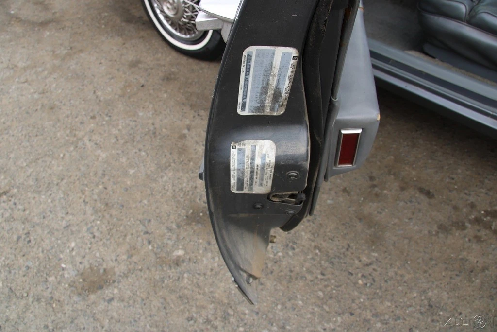 1986 Cadillac DeVille 6th Gen - Image 12 of 24