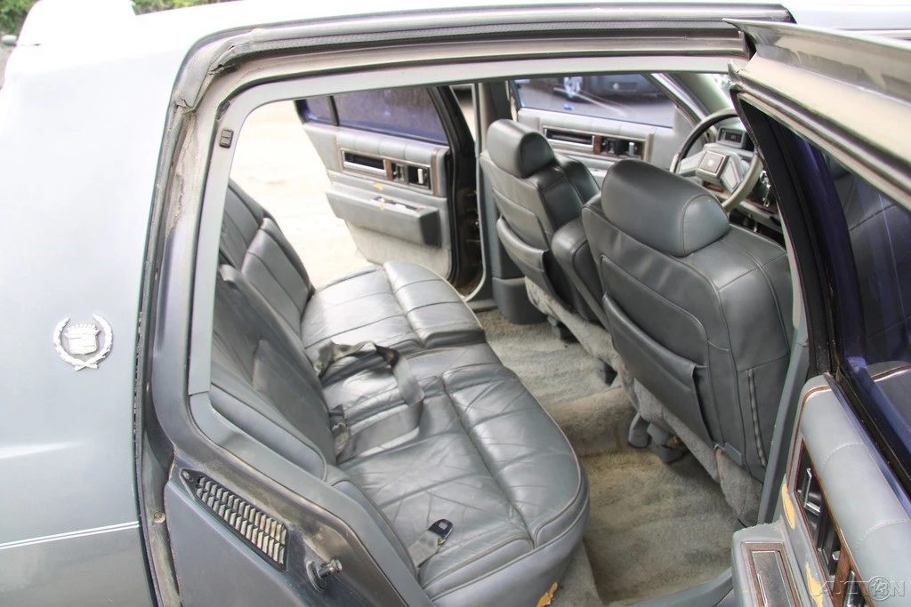 1986 Cadillac DeVille 6th Gen - Image 22 of 24