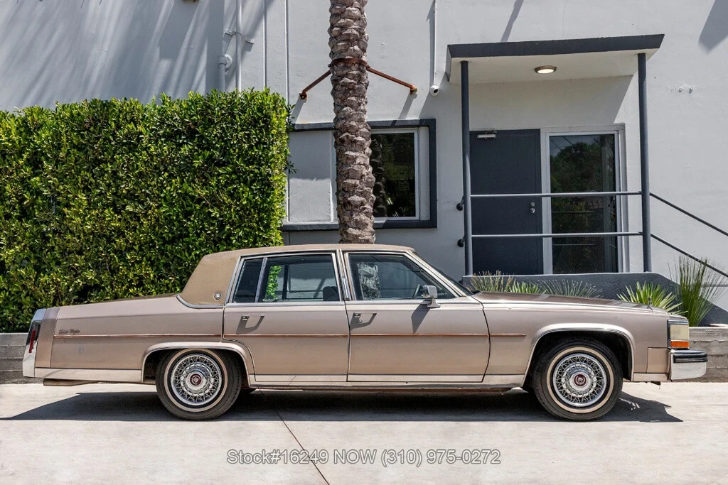 1986 Cadillac Fleetwood - Image 4 of 12