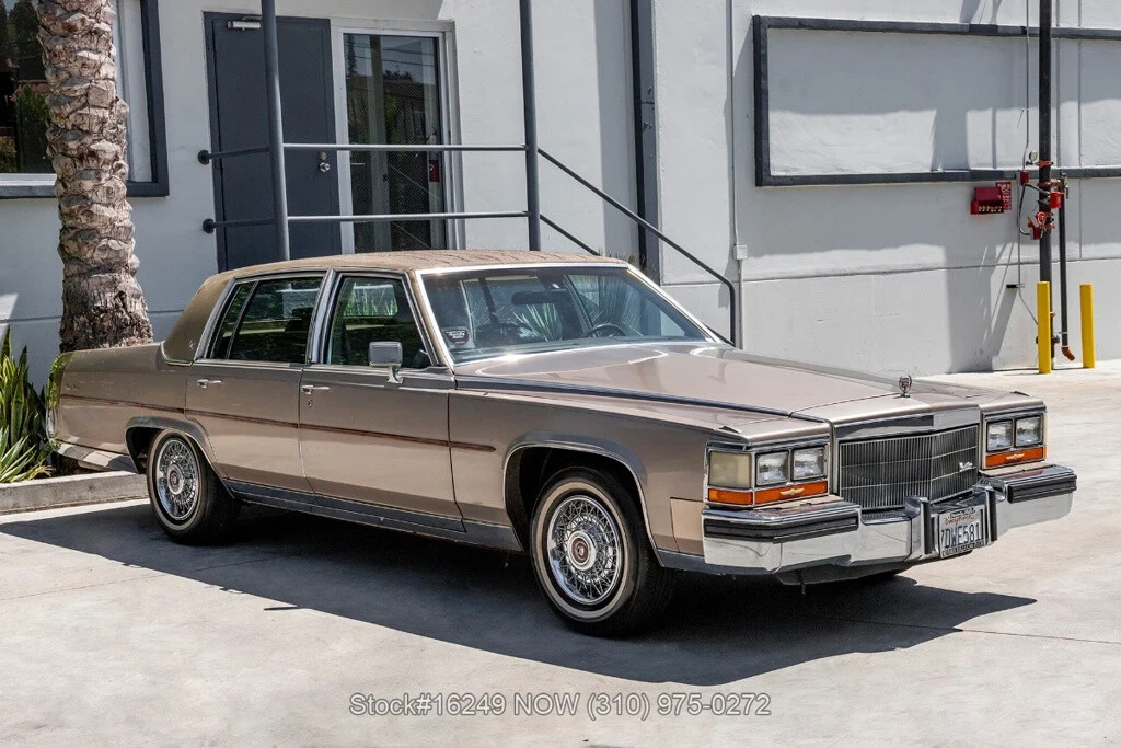 1986 Cadillac Fleetwood - Image 3 of 12