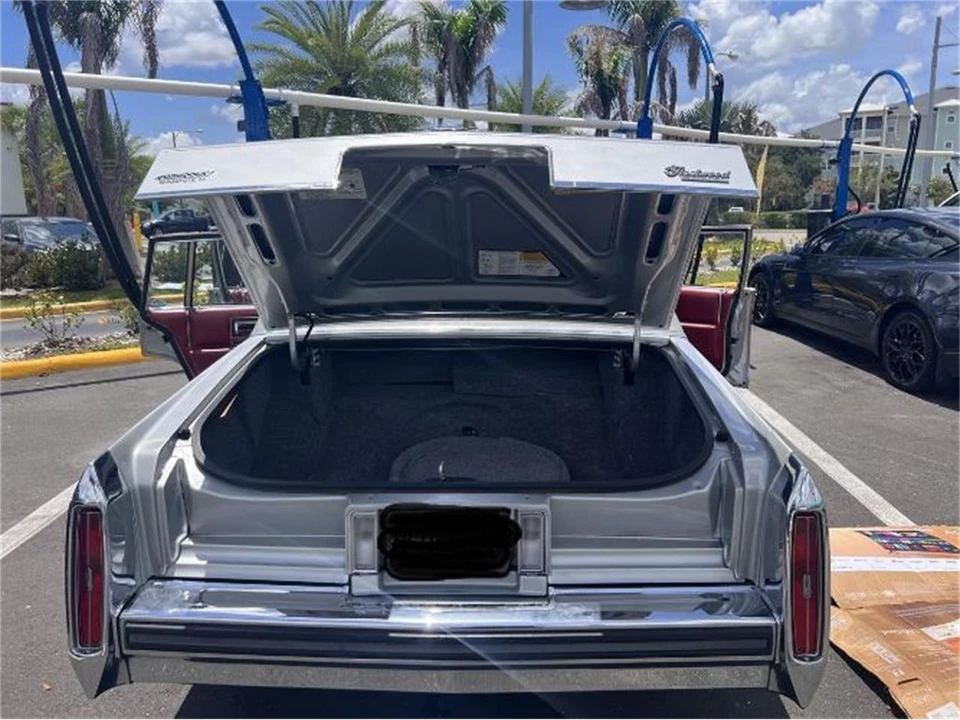 1986 Cadillac Fleetwood - Image 3 of 21