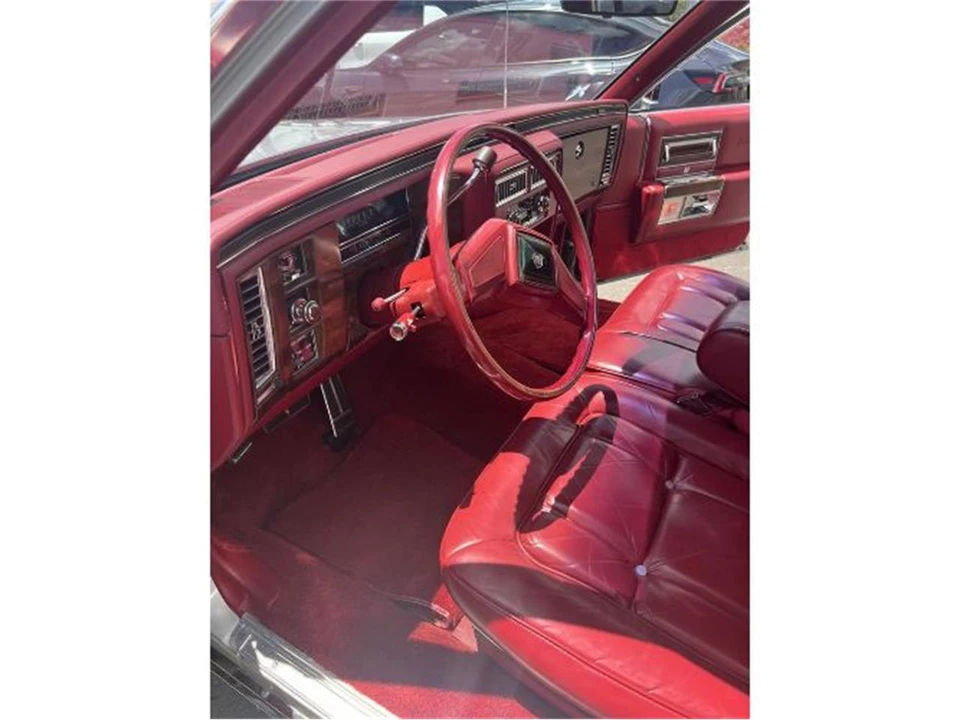 1986 Cadillac Fleetwood - Image 13 of 21