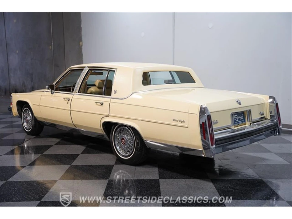 1986 Cadillac Fleetwood - Image 7 of 31