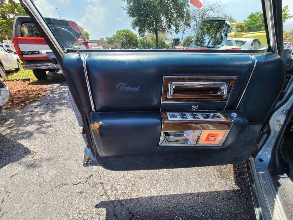 1986 Cadillac Fleetwood - Image 10 of 24