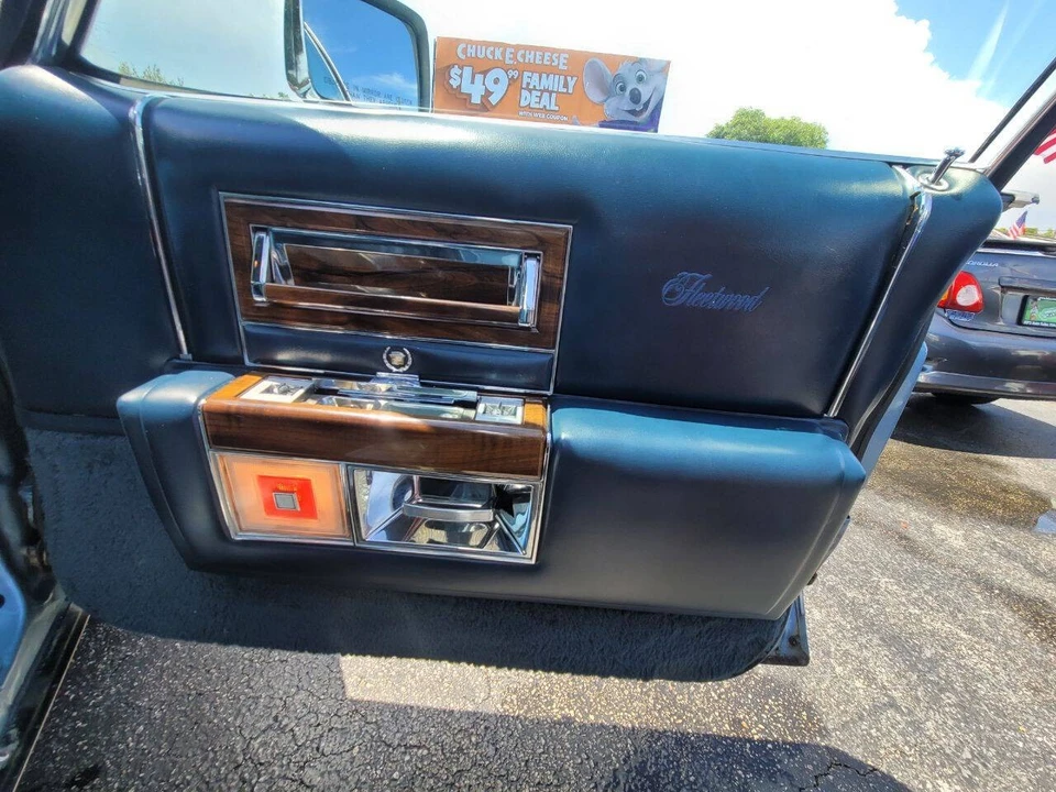 1986 Cadillac Fleetwood - Image 22 of 24