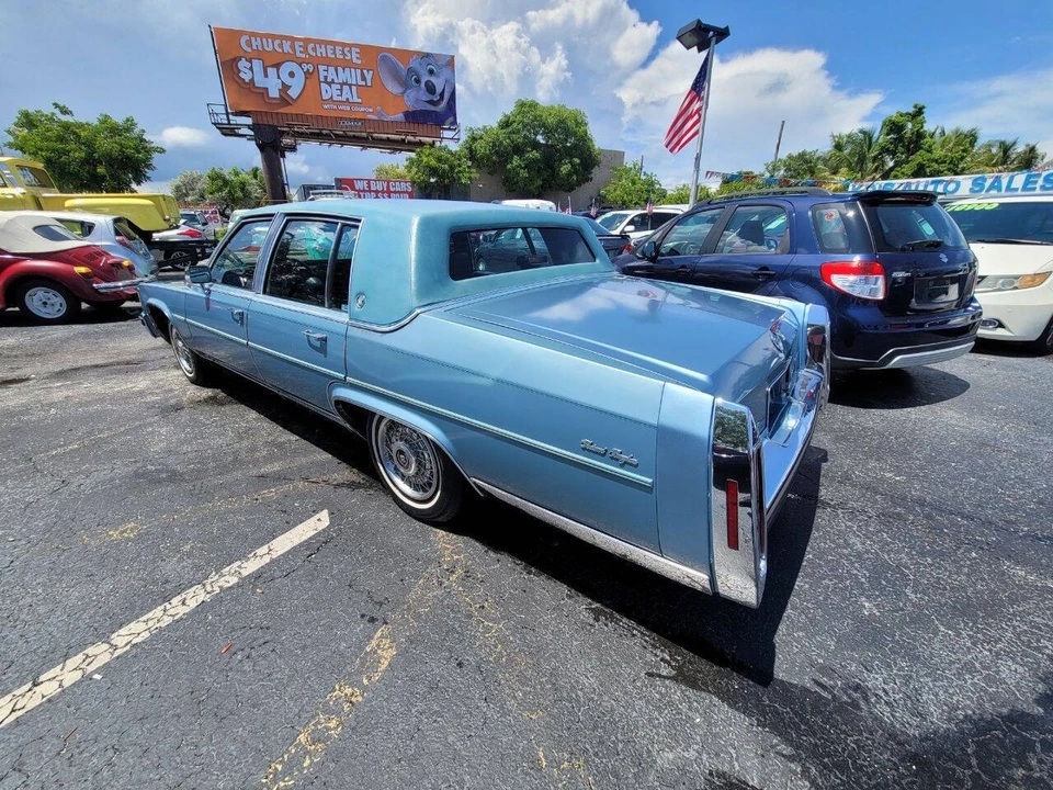 1986 Cadillac Fleetwood - Image 4 of 23