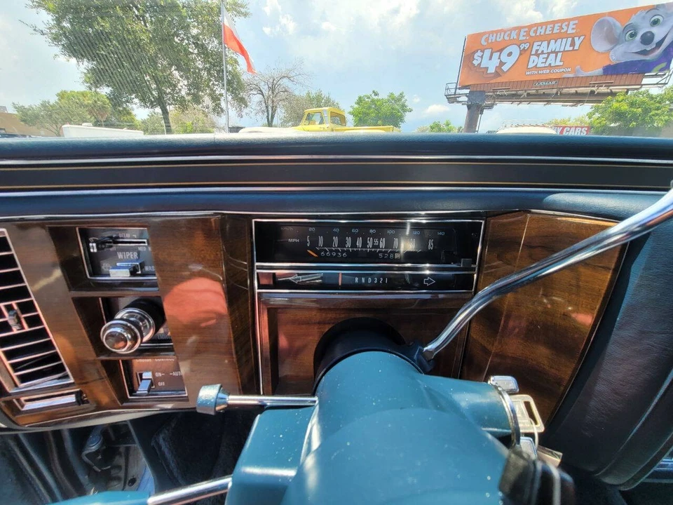 1986 Cadillac Fleetwood - Image 13 of 23