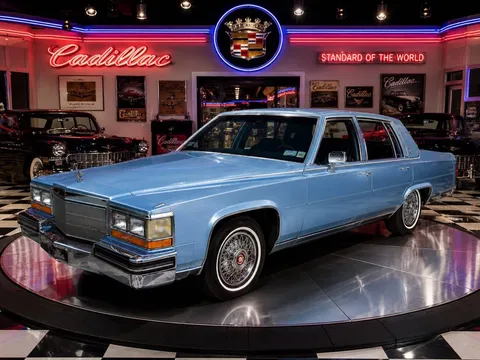 1986 Cadillac Fleetwood Base 4dr Sedan