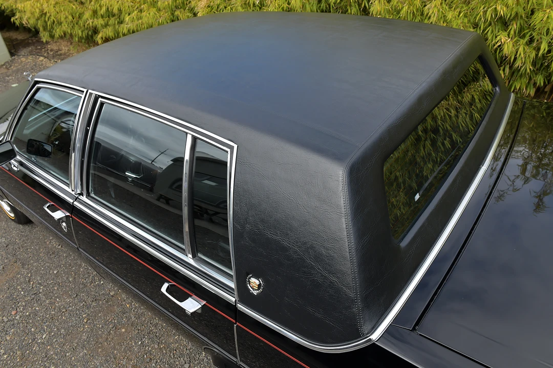 1986 Cadillac Fleetwood - Image 19 of 31