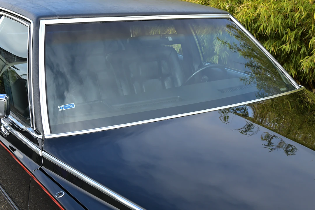 1986 Cadillac Fleetwood - Image 28 of 31