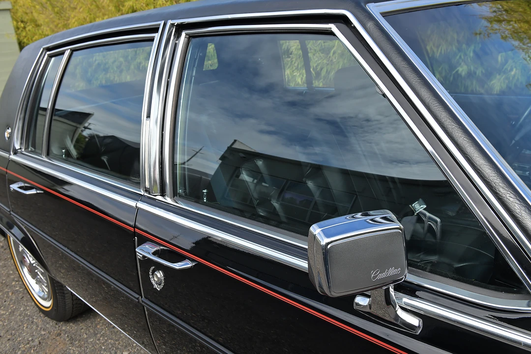 1986 Cadillac Fleetwood - Image 29 of 31