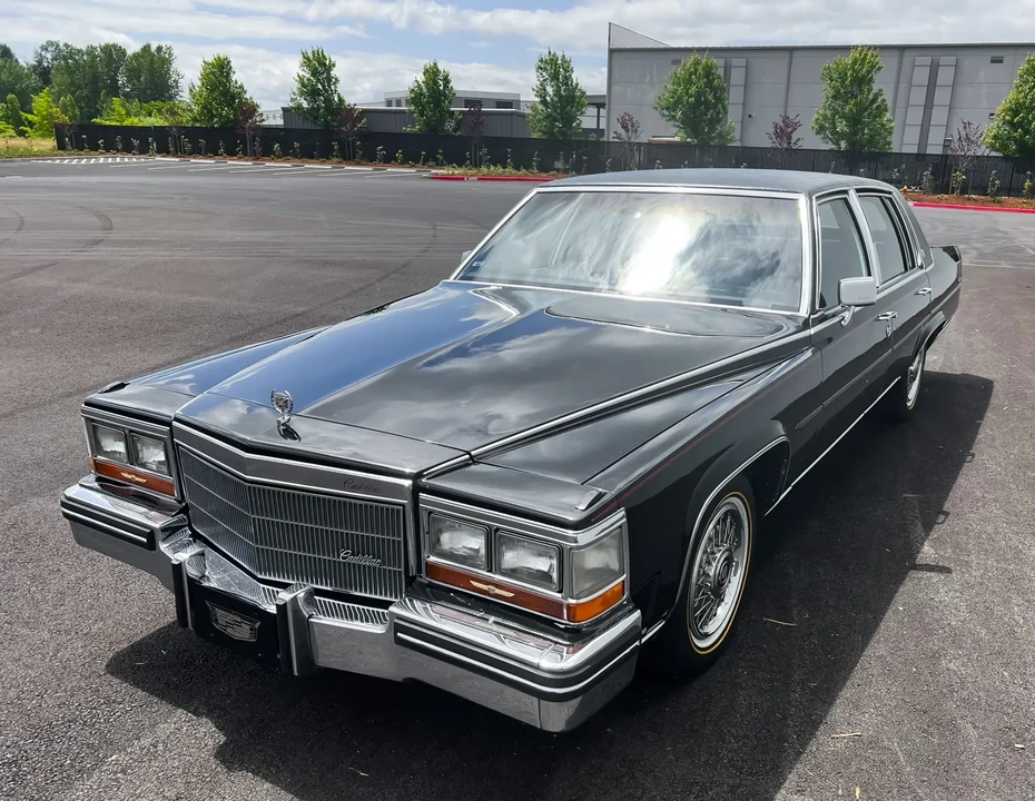 1986 Cadillac Fleetwood - Image 5 of 6