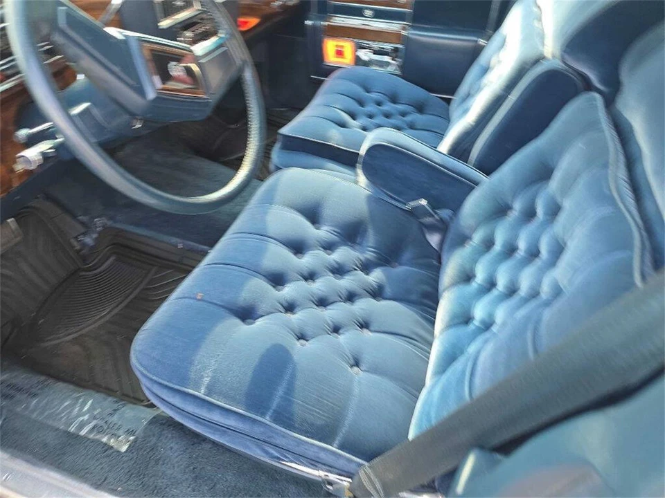 1986 Cadillac Fleetwood - Image 10 of 28