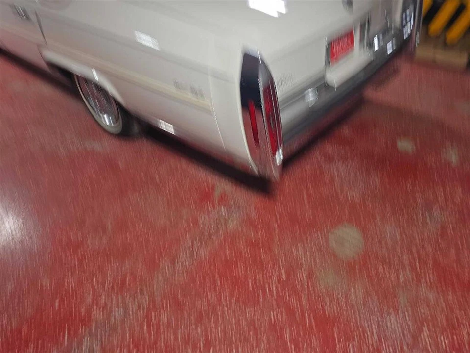 1986 Cadillac Fleetwood - Image 30 of 31