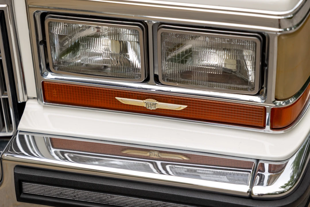 1986 Cadillac Fleetwood - Image 22 of 31