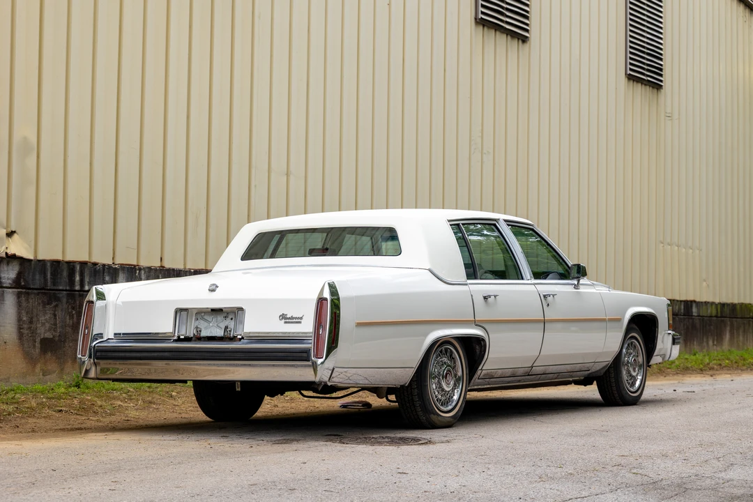 1986 Cadillac Fleetwood - Image 6 of 31
