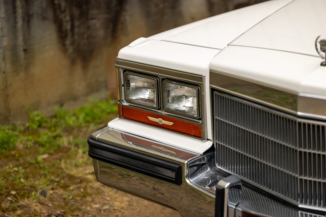 1986 Cadillac Fleetwood - Image 19 of 31