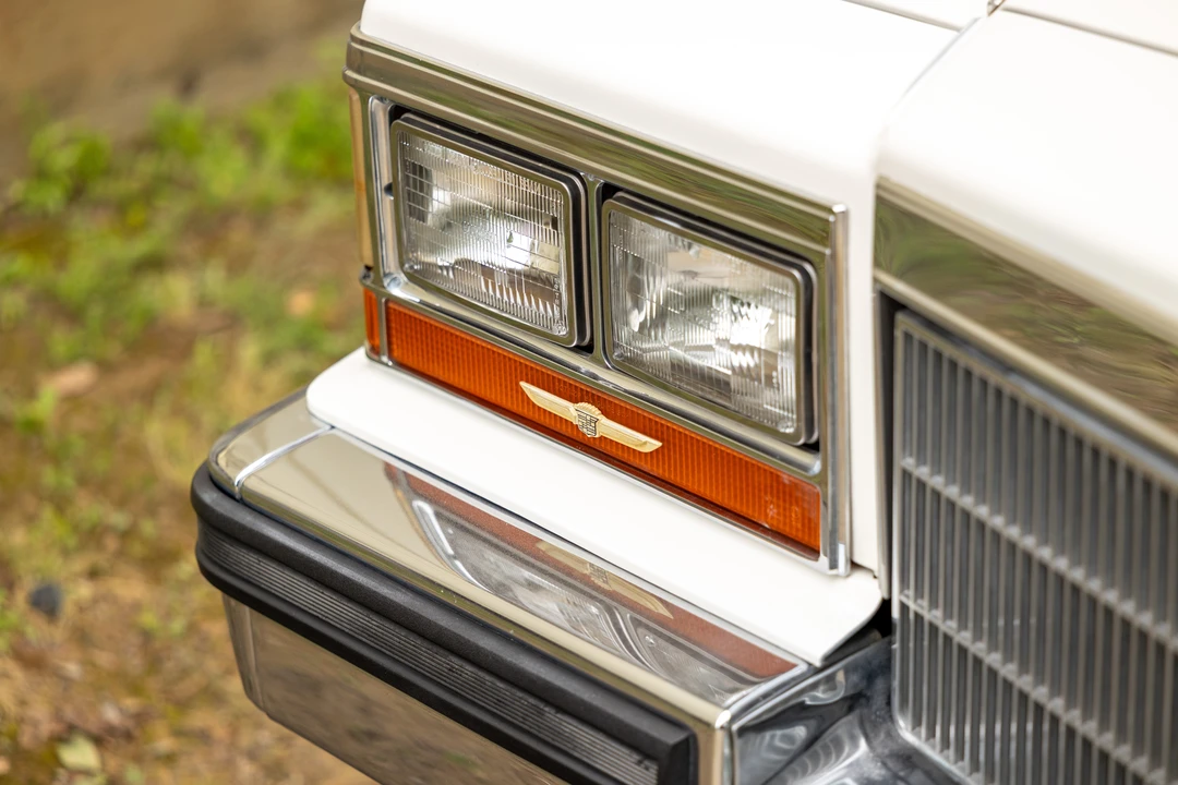 1986 Cadillac Fleetwood - Image 24 of 31