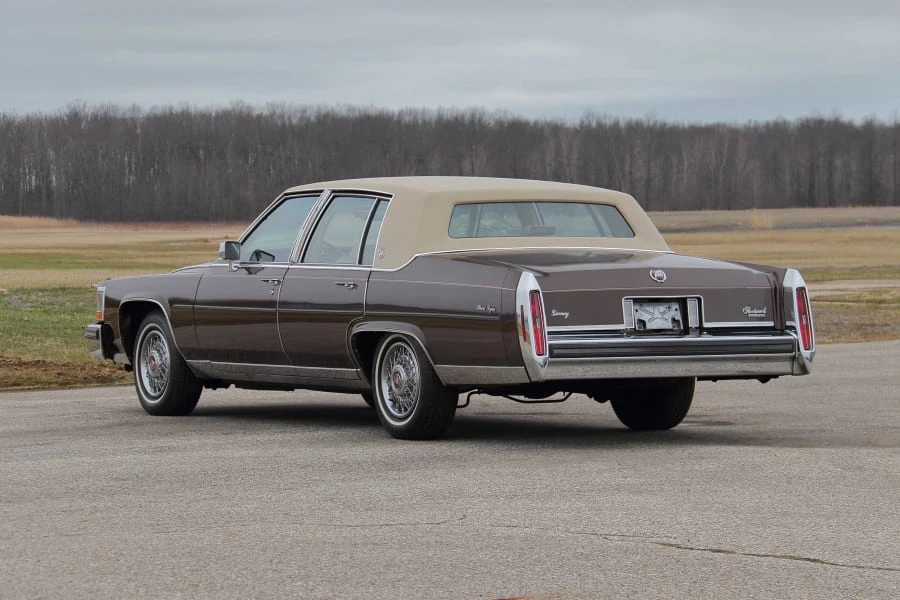 1986 Cadillac Fleetwood - Image 11 of 29