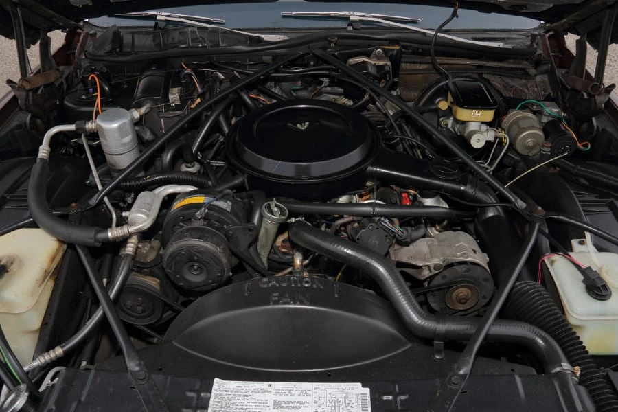 1986 Cadillac Fleetwood - Image 27 of 29