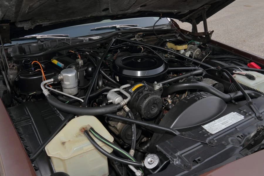 1986 Cadillac Fleetwood - Image 26 of 29