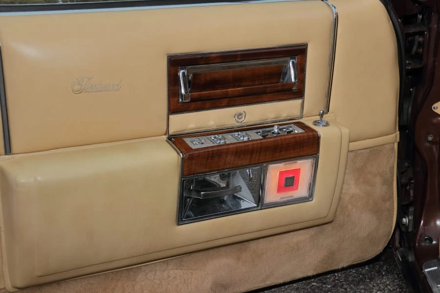 1986 Cadillac Fleetwood - Image 23 of 29