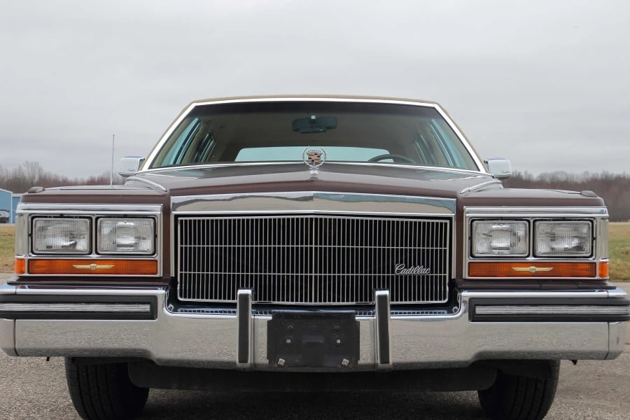 1986 Cadillac Fleetwood - Image 10 of 29