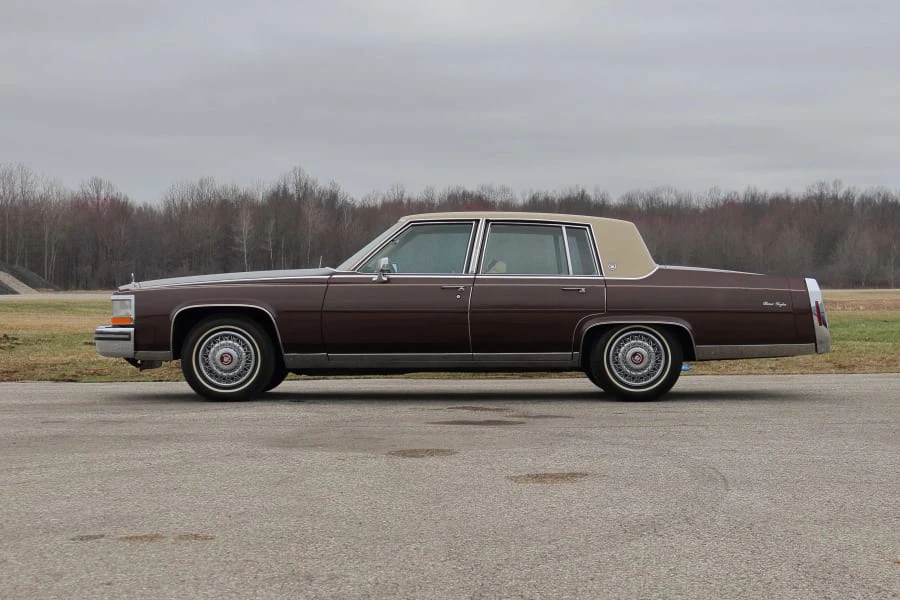 1986 Cadillac Fleetwood - Image 2 of 29