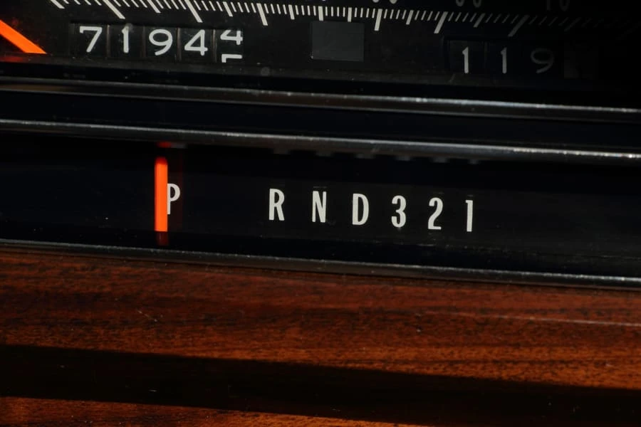 1986 Cadillac Fleetwood - Image 25 of 29