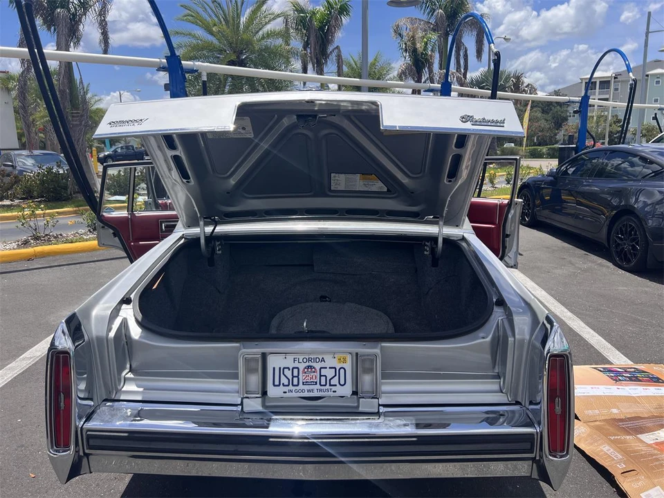 1986 Cadillac Fleetwood - Image 6 of 23