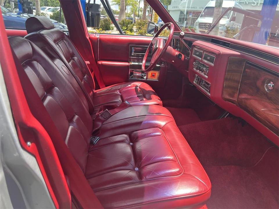 1986 Cadillac Fleetwood - Image 19 of 23