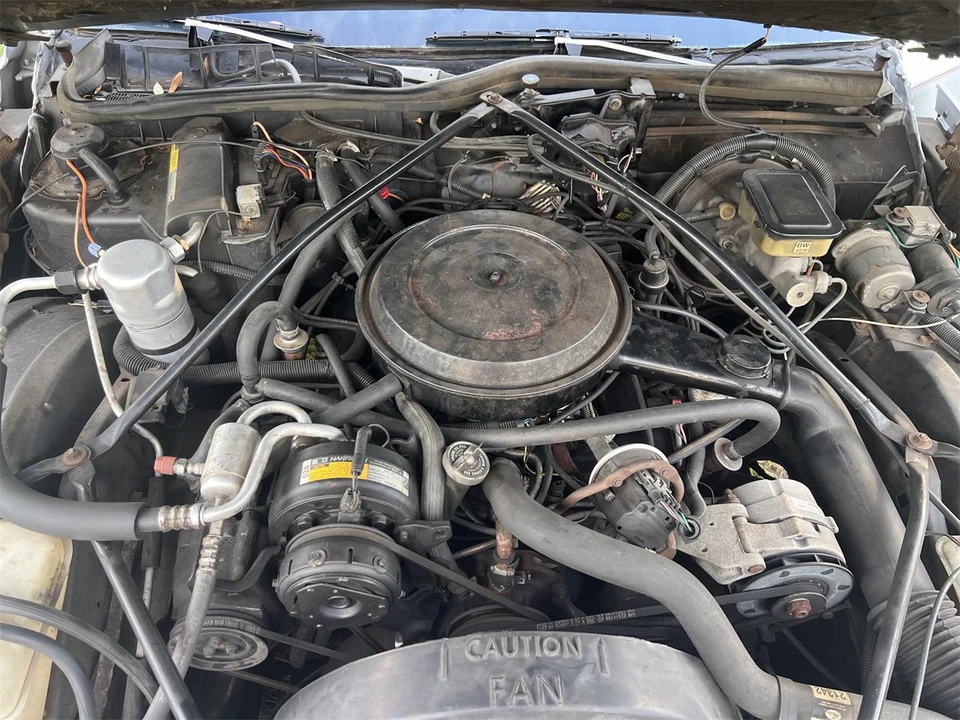 1986 Cadillac Fleetwood - Image 20 of 23