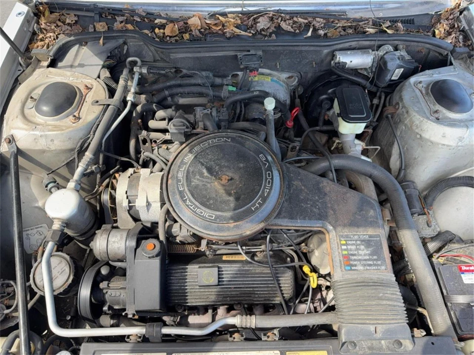 1986 Cadillac DeVille 6th Gen - Image 14 of 31