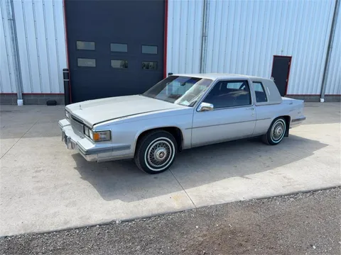 1986 Cadillac Sedan DeVille