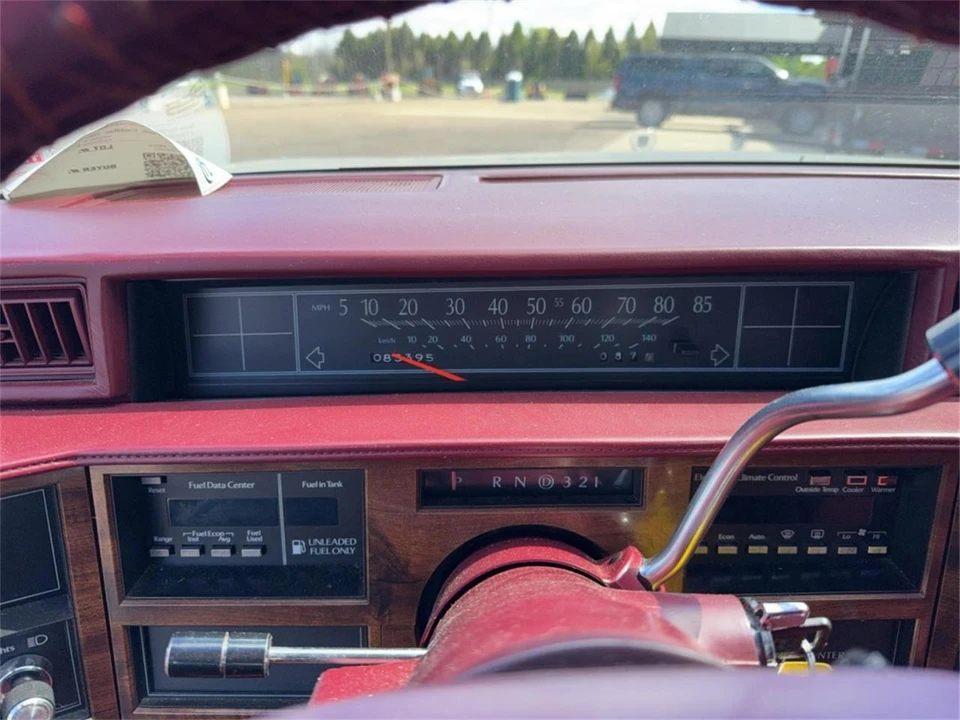 1986 Cadillac DeVille 6th Gen - Image 24 of 31