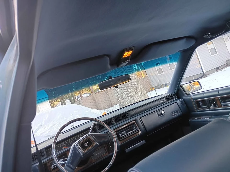 1986 Cadillac DeVille 6th Gen - Image 9 of 11