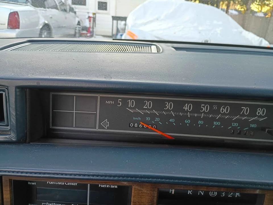 1986 Cadillac DeVille 6th Gen - Image 5 of 11