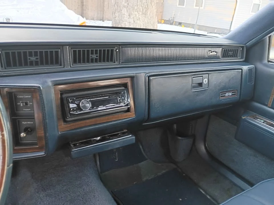 1986 Cadillac DeVille 6th Gen - Image 11 of 11