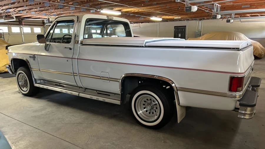 1986 Chevrolet C/K 3rd Gen - Image 4 of 10