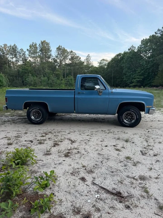 1986 Chevrolet C/K 3rd Gen - Image 2 of 9