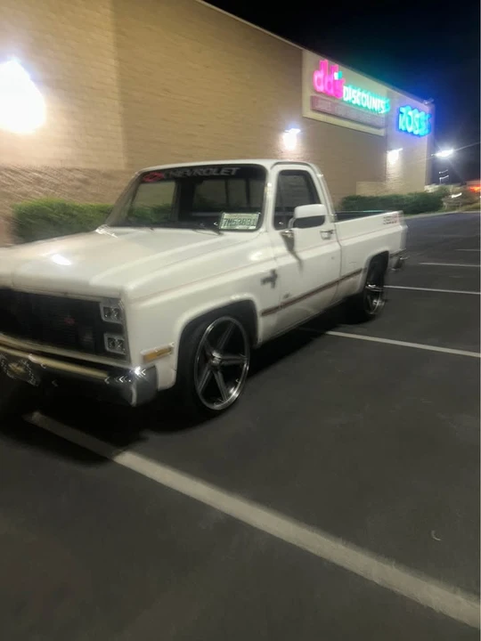 1986 Chevrolet C/K 3rd Gen - Image 4 of 18