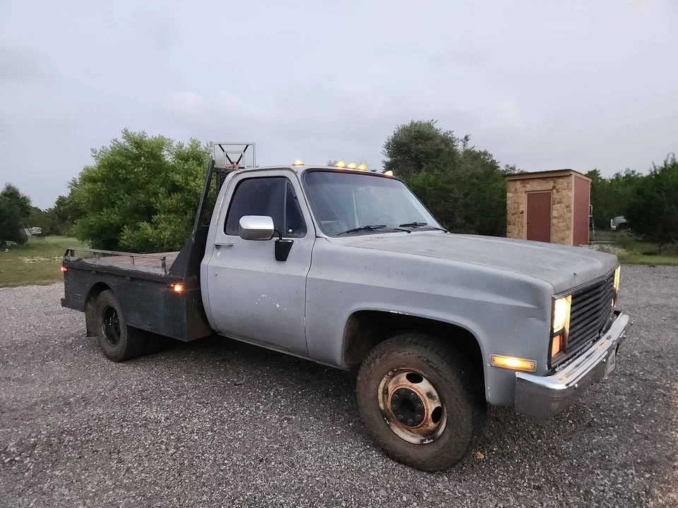 1986 Chevrolet C/K 3rd Gen - Image 2 of 16