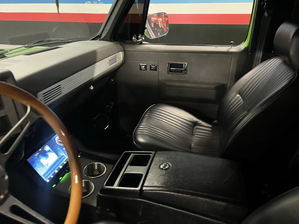 1986 Chevrolet K5 Blazer 2nd Gen - Image 7 of 20
