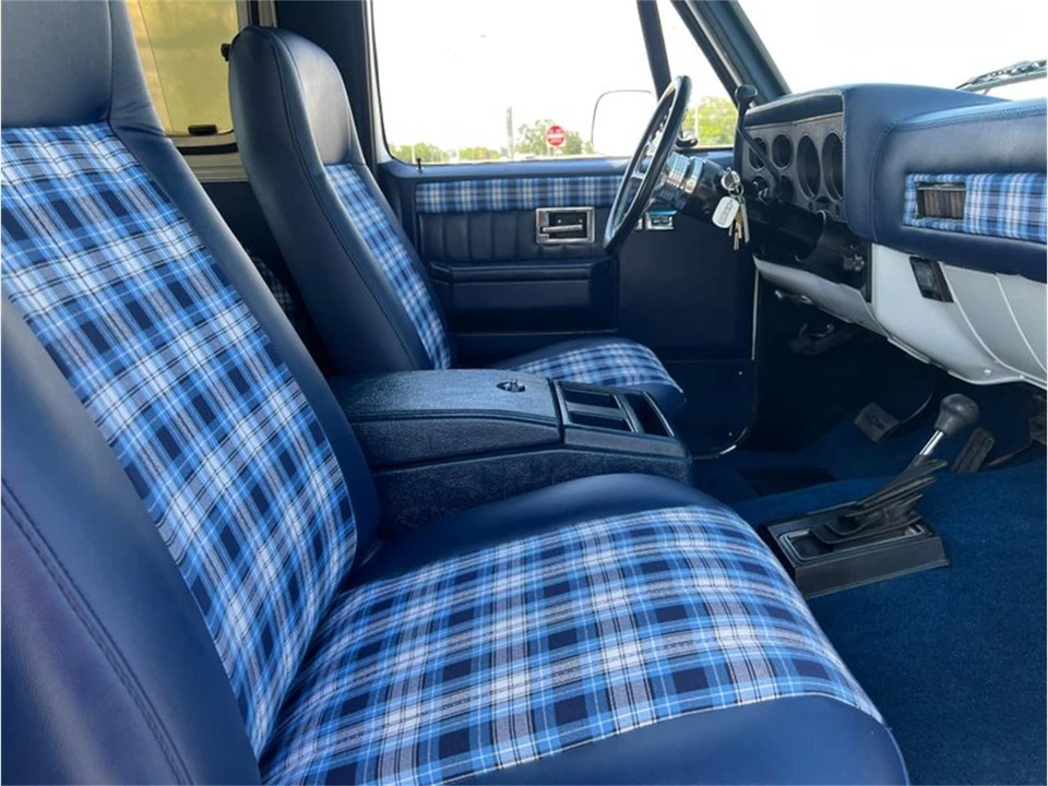 1986 Chevrolet K5 Blazer 2nd Gen - Image 18 of 30