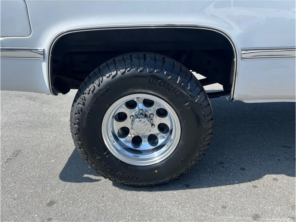 1986 Chevrolet K5 Blazer 2nd Gen - Image 29 of 30
