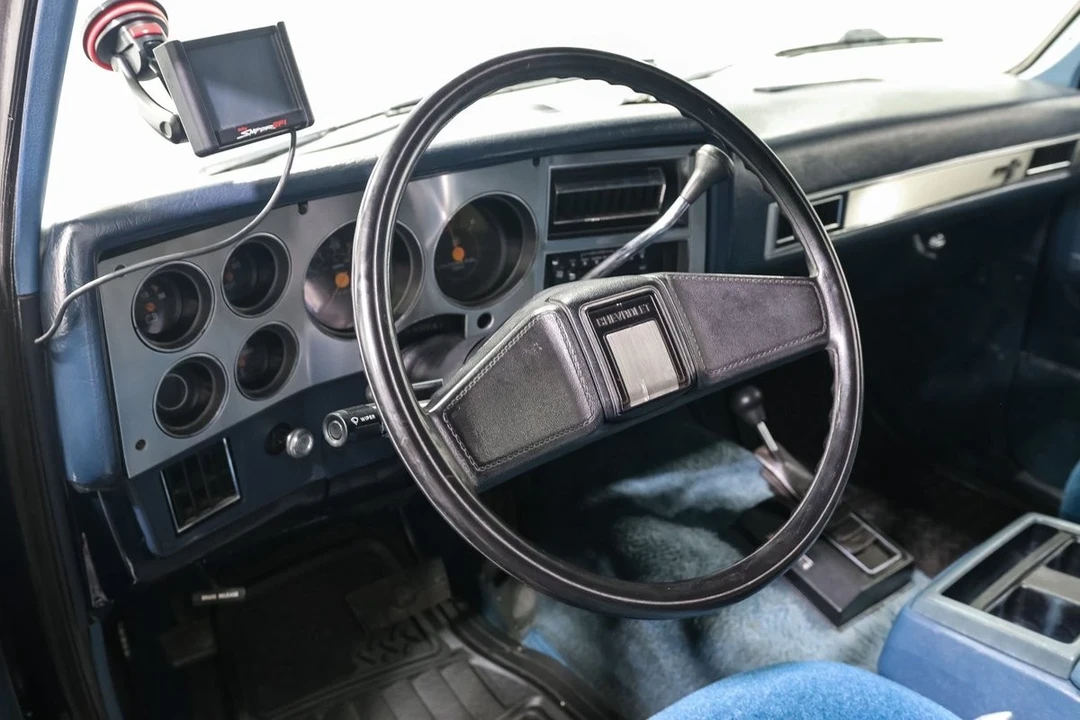 1986 Chevrolet Blazer - Image 16 of 21