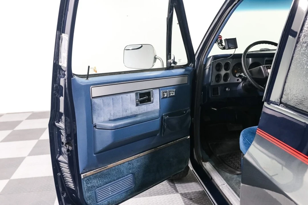 1986 Chevrolet Blazer - Image 15 of 21