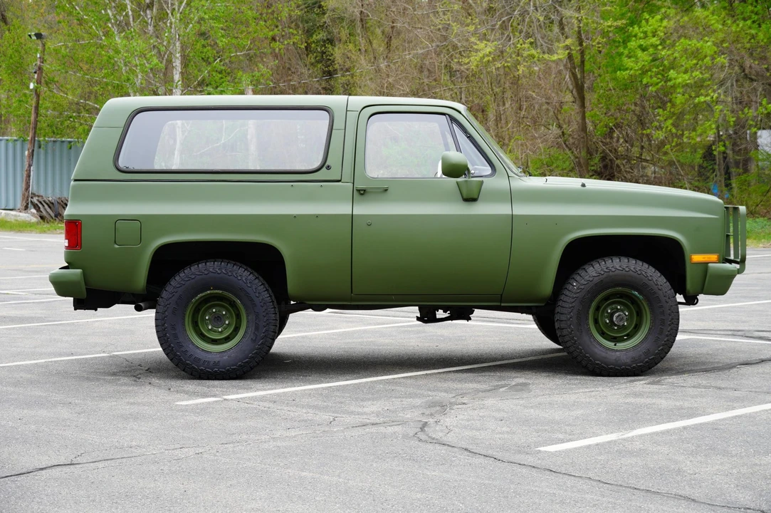 1986 Chevrolet K5 Blazer 2nd Gen - Image 4 of 31